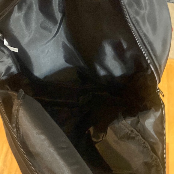 NEW Backpack - Picture 4 of 8